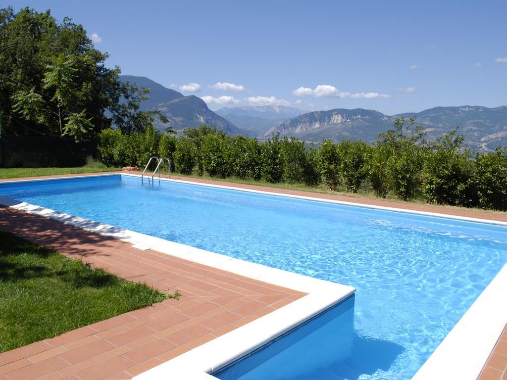 Belvilla By Oyo Villa Insieme San Valentino in Abruzzo Citeriore Exterior foto